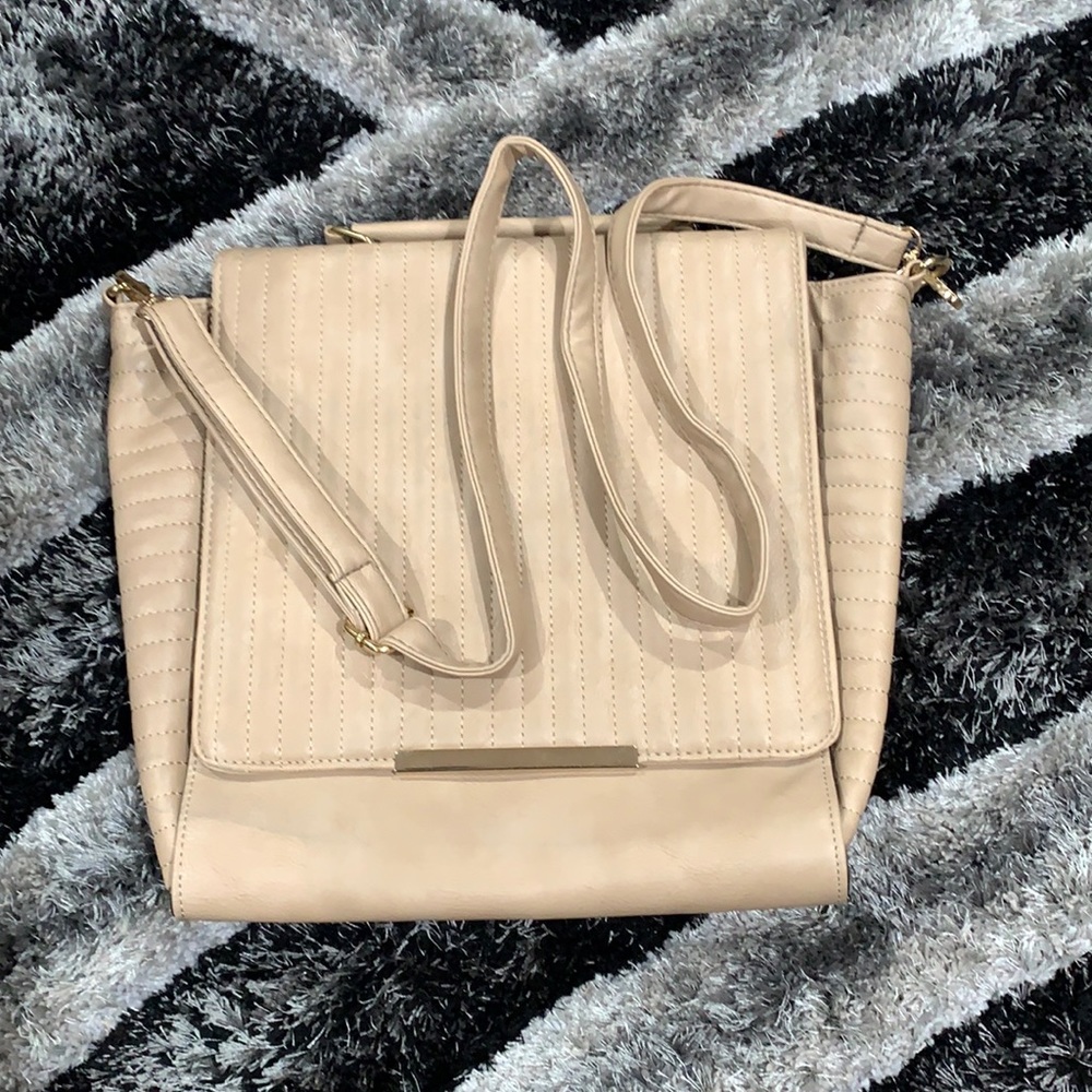 Cream leather purse